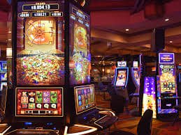 Live casino table game streaming on phtaya app for Filipino players